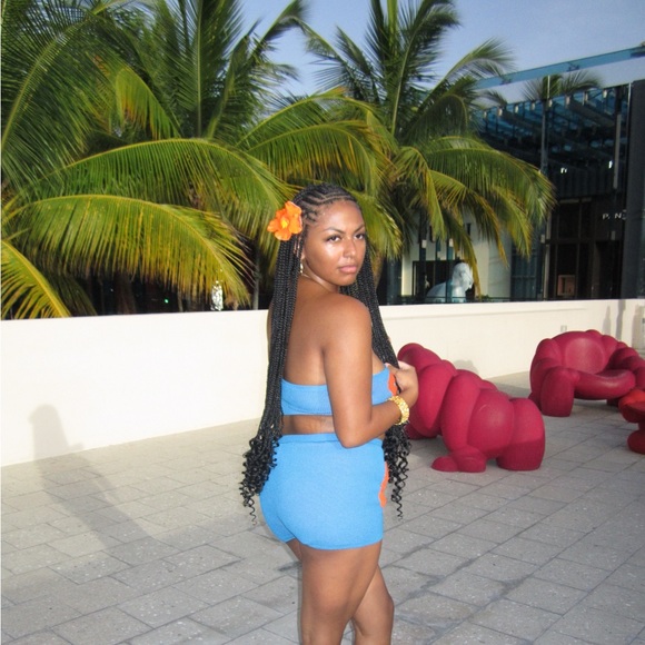 Meet your Posher, Stefanie - Picture 3 of 4